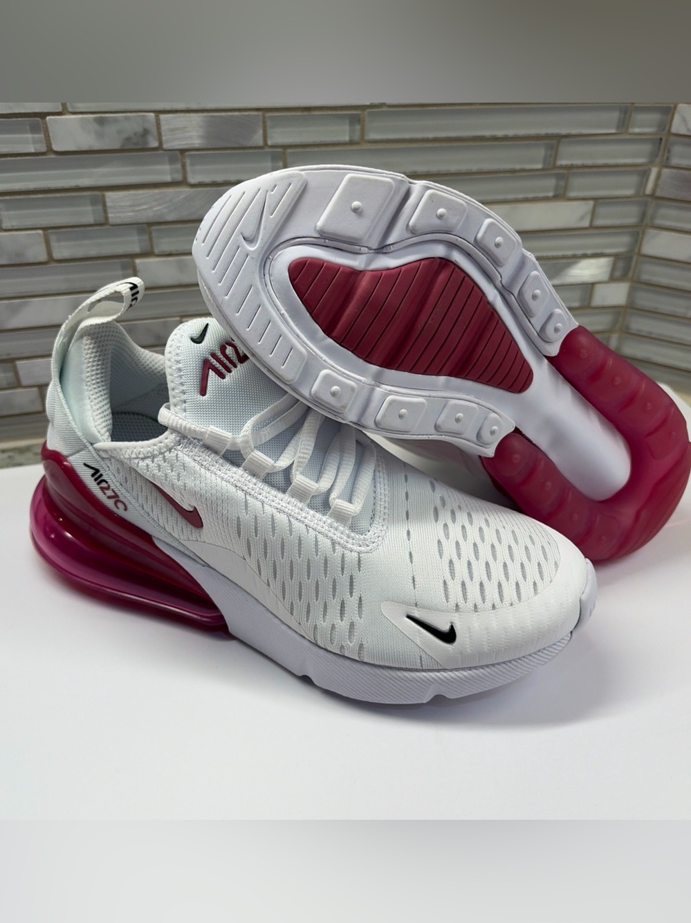 Nike Air Max 270 GS White/Sweet Beet Size 3.5Y/Womens Size 5 New 943345-124